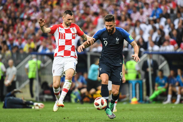 钟内打入两 钟内打入两